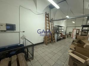 Prodej obchodního prostoru, Jindřichův Hradec, nám. Míru, 1200 m2