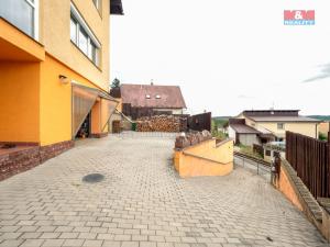 Prodej rodinného domu, Králův Dvůr, Na Stráni, 277 m2