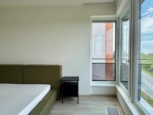 Pronájem bytu 2+kk, Praha, Výstavní, 59 m2