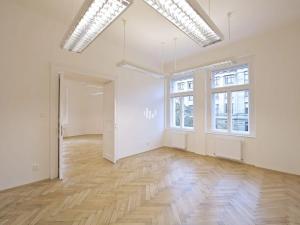 Pronájem kanceláře, Praha - Nové Město, Klimentská, 205 m2