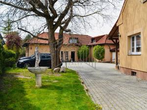 Prodej vícegeneračního domu, Jirny, Hlavní, 240 m2