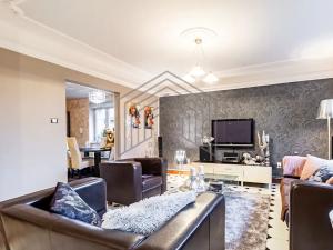 Prodej vícegeneračního domu, Jirny, Hlavní, 240 m2