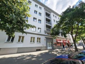 Pronájem bytu 2+kk, Praha - Holešovice, U průhonu, 54 m2