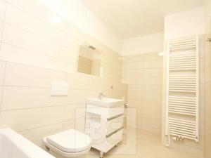 Pronájem bytu 2+kk, Praha - Modřany, K Vystrkovu, 59 m2