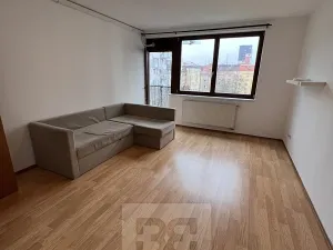 Pronájem bytu 2+kk, Praha - Holešovice, Osadní, 46 m2