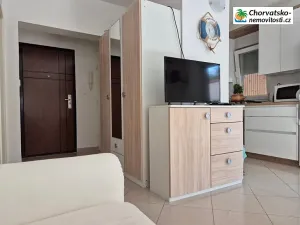 Prodej bytu 2+kk, Novalja, Chorvatsko, 45 m2