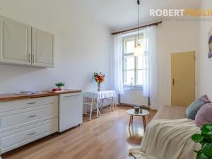 Prodej bytu 2+kk, Praha - Dejvice, Dejvická, 48 m2