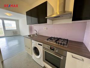 Pronájem bytu 2+kk, Praha - Háje, Plickova, 42 m2