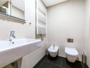 Pronájem bytu 2+kk, Praha - Žižkov, Pitterova, 100 m2