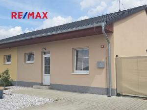 Pronájem rodinného domu, Postřižín, Na Stráni, 80 m2