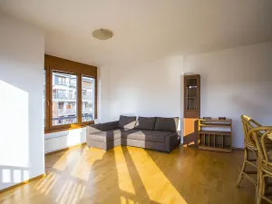 Pronájem bytu 1+kk, Praha - Smíchov, Na Císařce, 45 m2
