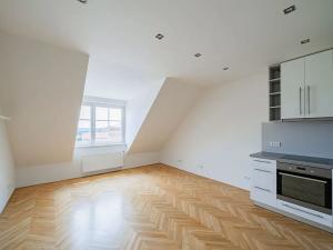 Pronájem bytu 3+kk, Praha - Vinohrady, Slezská, 97 m2