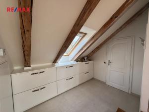 Pronájem bytu 1+kk, Praha - Smíchov, Pod Závěrkou, 104 m2