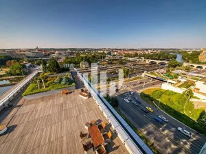 Pronájem kanceláře, Praha - Karlín, Ke Štvanici, 1080 m2