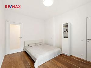 Prodej bytu 2+kk, Praha - Vinohrady, Soběslavská, 53 m2