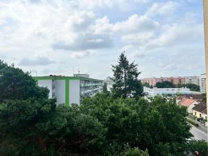 Pronájem bytu 3+1, Hradec Králové, Brožíkova, 71 m2