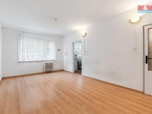 Prodej bytu 2+1, Ústí nad Labem - Střekov, Jeseninova, 64 m2