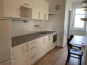 Pronájem bytu 2+1, Hradec Králové, Masarykovo náměstí, 62 m2