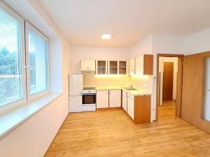Pronájem bytu 2+kk, Zlín, K Pasekám, 36 m2