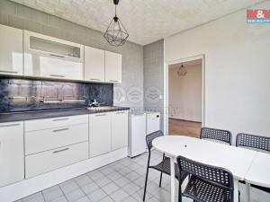 Prodej bytu 2+1, Chomutov, Jirkovská, 61 m2