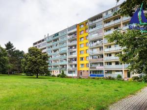 Pronájem bytu 3+1, Praha - Prosek, Veltruská, 61 m2