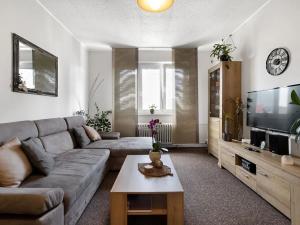 Prodej bytu 2+1, Praha - Malešice, Bydžovského, 59 m2