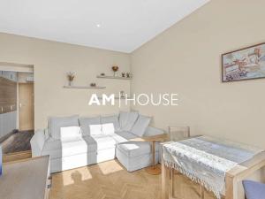 Pronájem bytu 1+kk, Praha - Vinohrady, Sobotecká, 24 m2