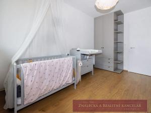 Prodej bytu 3+kk, Ořech, Karlštejnská, 87 m2