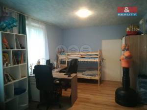Prodej bytu 4+1, Čestice, 89 m2