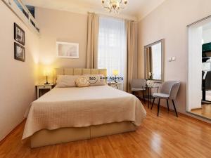 Prodej bytu 2+1, Praha - Staré Město, Karoliny Světlé, 47 m2