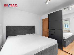 Prodej bytu 3+1, Holýšov, Ruská, 56 m2