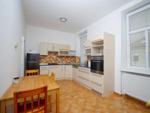 Prodej bytu 1+1, Prostějov, Určická, 56 m2