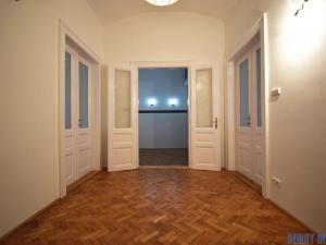 Pronájem bytu 3+1, Praha - Vinohrady, Korunní, 105 m2