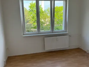 Pronájem bytu 1+1, Žatec, Husova, 35 m2