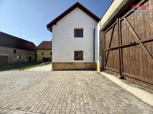 Pronájem bytu 1+1, Kadov - Vrbno, 45 m2