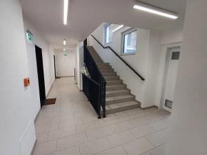 Pronájem bytu 1+kk, Praha - Lipence, Oddechová, 35 m2