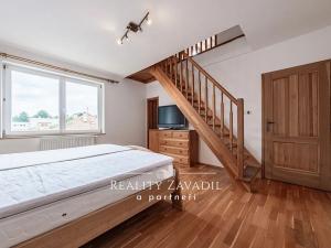 Prodej rodinného domu, Chvaletice, Budovatelů, 350 m2
