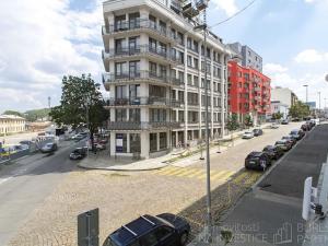 Pronájem bytu 1+kk, Praha - Nusle, Kloboučnická, 33 m2