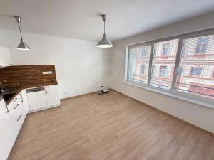 Pronájem bytu 2+kk, České Budějovice, B. Smetany, 44 m2