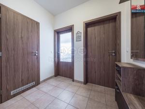 Prodej bytu 2+kk, Praha - Kyje, Farkašova, 49 m2