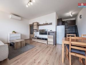 Prodej bytu 2+kk, Praha - Kyje, Farkašova, 49 m2
