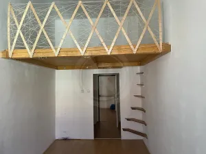 Pronájem bytu 3+1, České Budějovice, Hroznová, 85 m2