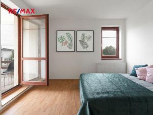 Prodej bytu 3+kk, Jesenice, Mezi Domy, 84 m2
