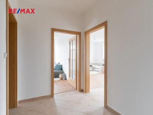 Prodej bytu 3+kk, Jesenice, Mezi Domy, 84 m2