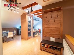 Prodej bytu 3+1, Kolín, Na Pršíně, 94 m2