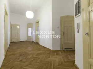 Prodej bytu 3+1, Praha - Staré Město, U staré školy, 112 m2