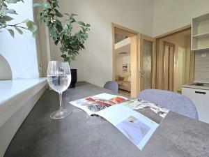 Pronájem bytu 1+kk, Praha - Vinohrady, Londýnská, 48 m2
