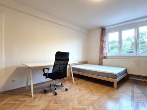 Pronájem bytu 3+kk, Praha - Libeň, V Holešovičkách, 75 m2