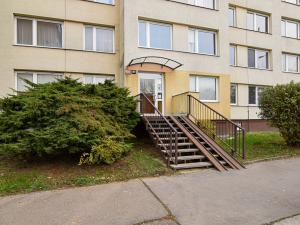 Pronájem bytu 2+kk, Praha - Bohnice, Kostřínská, 43 m2