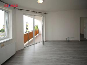 Pronájem bytu 2+kk, Velký Osek, U hřiště, 58 m2
